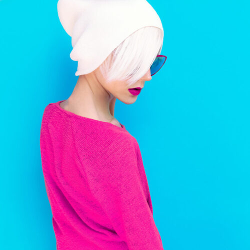 fashion-blond-model-with-trendy-cap-and-sunglasses-2024-09-22-15-25-30-utc