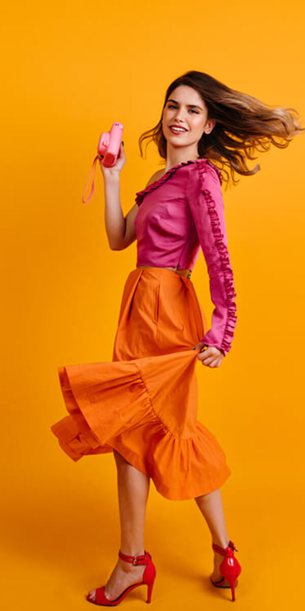 amazing-girl-with-camera-dancing-in-studio-glad-c-2024-09-23-18-42-24-utc amazing-girl-with-camera-dancing-in-studio-glad-c-2024-09-23-18-42-24-utc